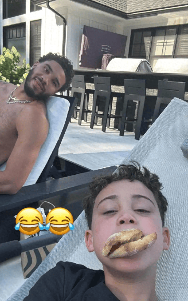  塔图姆回归赛场，突破纪录首场状态亮眼，G2观众沸腾！